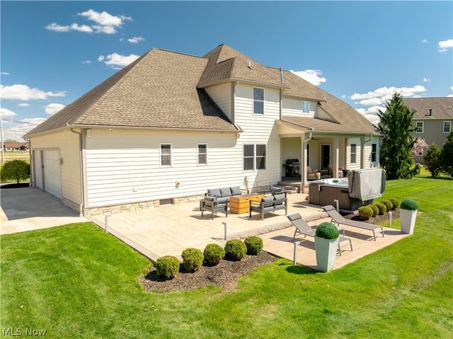7557 Lutz Avenue NW, Massillon, OH 44646