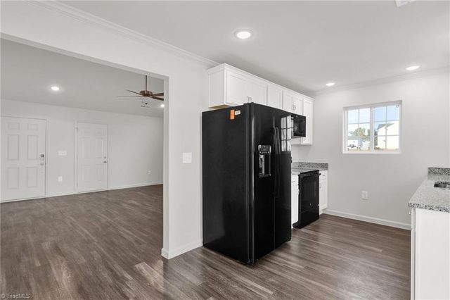 3633 Foxton Drive, Winston-salem, NC 27105