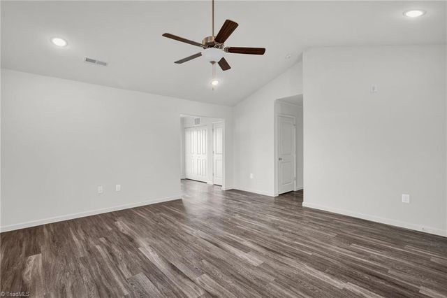 3633 Foxton Drive, Winston-salem, NC 27105