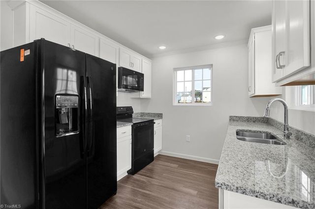 3633 Foxton Drive, Winston-salem, NC 27105