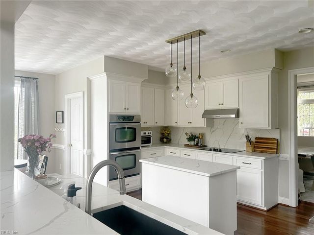 304 Mistral PL, Chesapeake, VA 23322