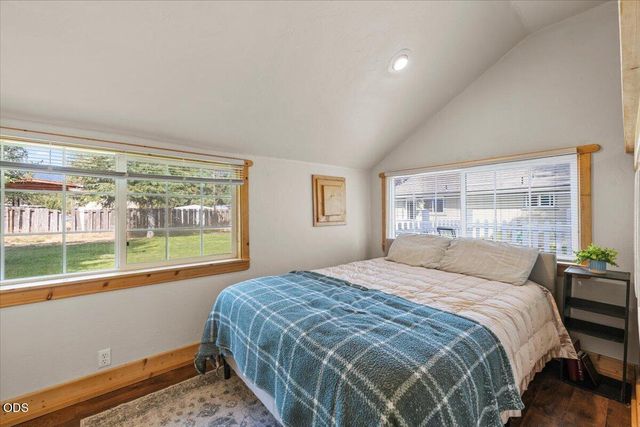 8550 E Evans Creek Road, Rogue River, OR 97537