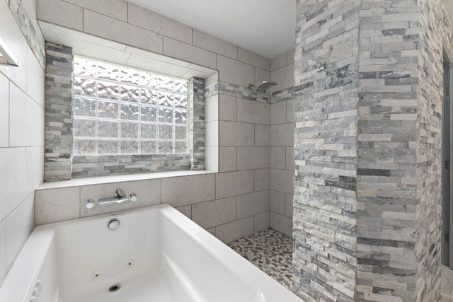 3404 Hickory Creek Drive, Pearland, TX 77581