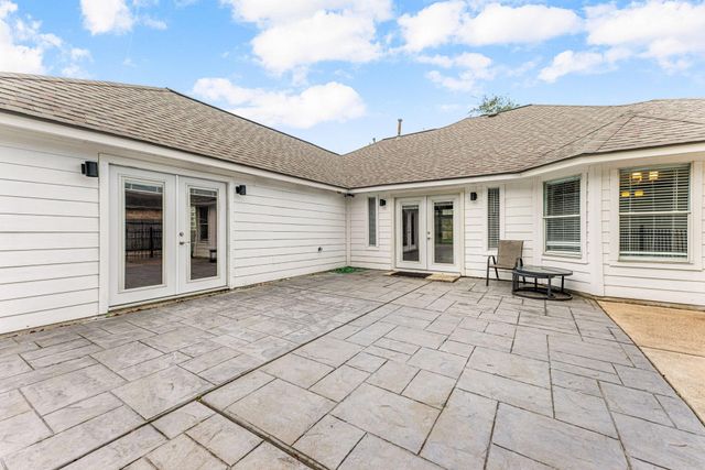 3404 Hickory Creek Drive, Pearland, TX 77581