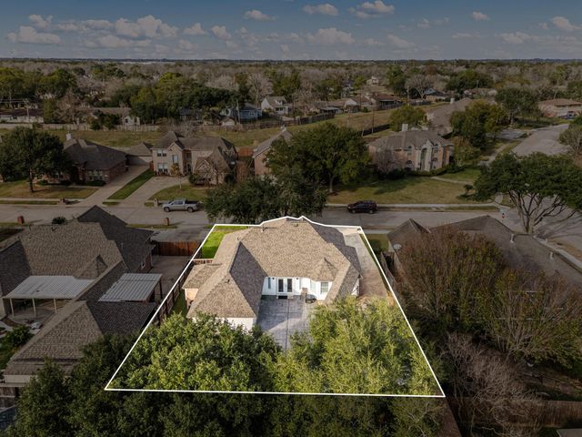 3404 Hickory Creek Drive, Pearland, TX 77581