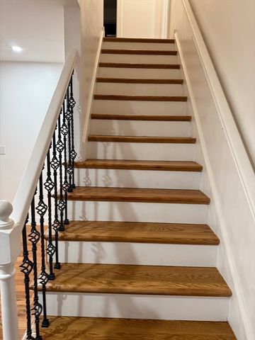 11 Brookside Ct, Methuen, MA 01844