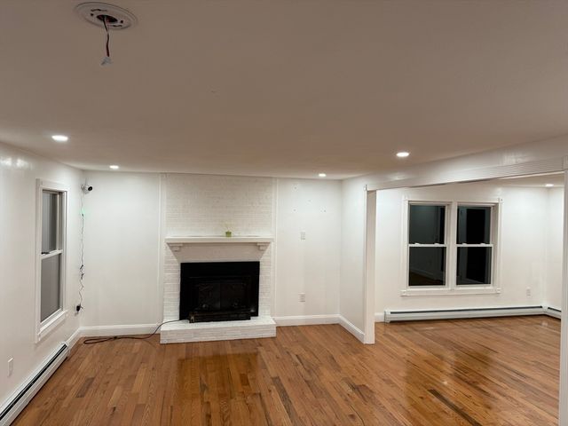 11 Brookside Ct, Methuen, MA 01844