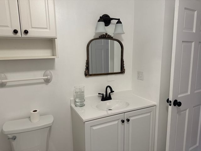 11 Brookside Ct, Methuen, MA 01844