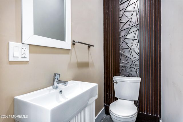 10 Via Ripa Way 2, Sea Bright, NJ 07760