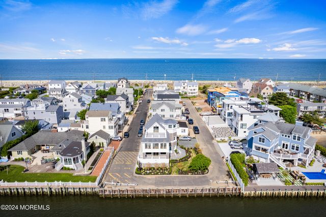 10 Via Ripa Way 2, Sea Bright, NJ 07760