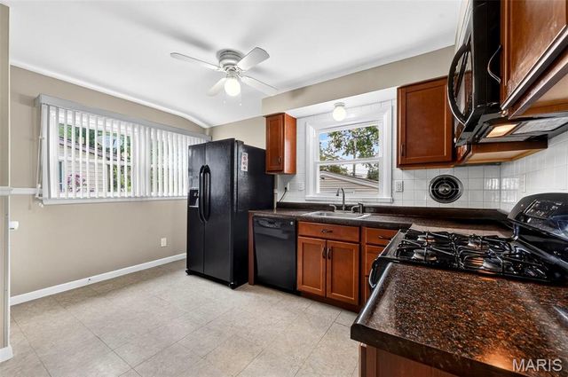 2898 Lesmer Court, Overland, MO 63114