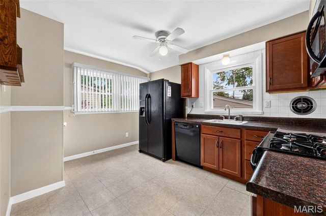 2898 Lesmer Court, Overland, MO 63114