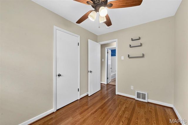 2898 Lesmer Court, Overland, MO 63114