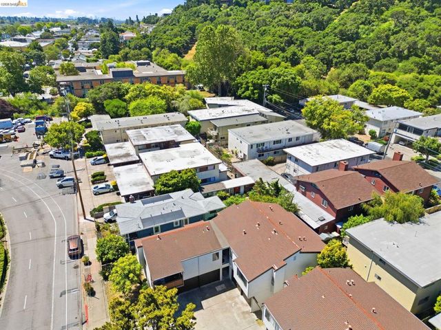 3425 Carlson Blvd, El Cerrito, CA 94530