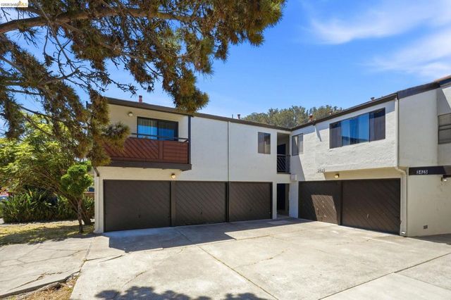 3425 Carlson Blvd, El Cerrito, CA 94530
