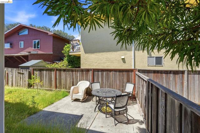 3425 Carlson Blvd, El Cerrito, CA 94530