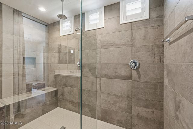 9025 W SAN MIGUEL Avenue, Glendale, AZ 85305