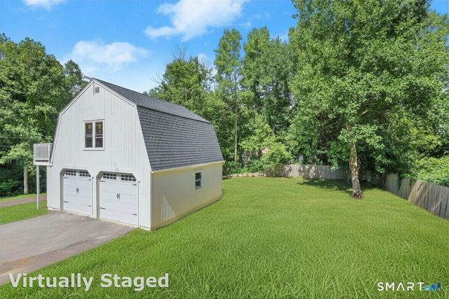 421 Shelton Road, Trumbull, CT 06611