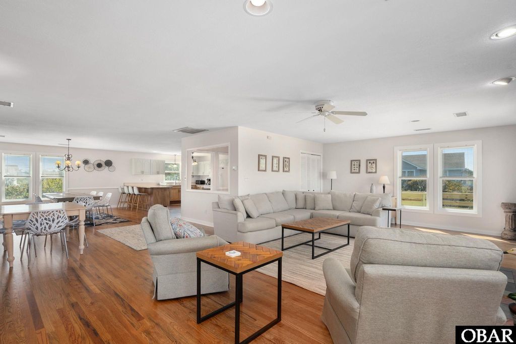 Image 5 of property listing at 115 Trinitie Drive Lot 8, Duck, NC 27959