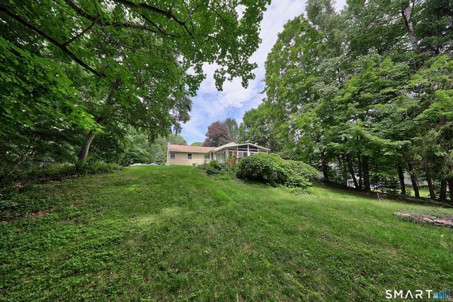 52 Gabriel Drive, Naugatuck, CT 06770