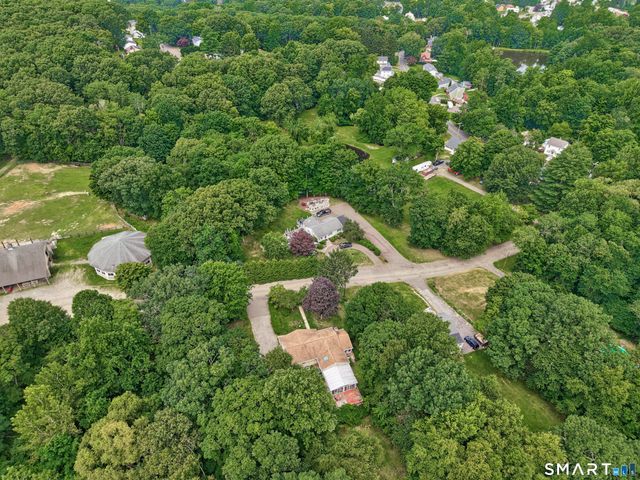 52 Gabriel Drive, Naugatuck, CT 06770