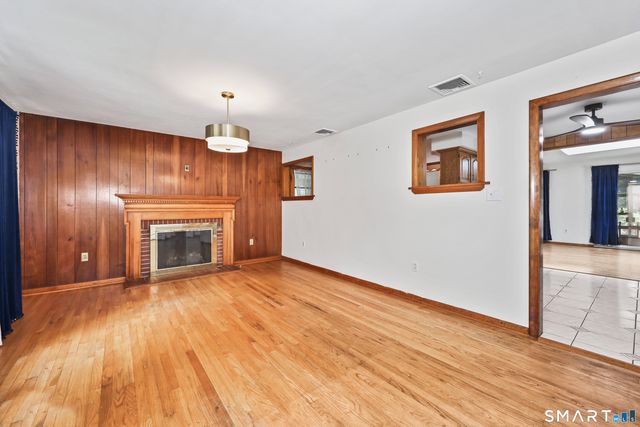 52 Gabriel Drive, Naugatuck, CT 06770