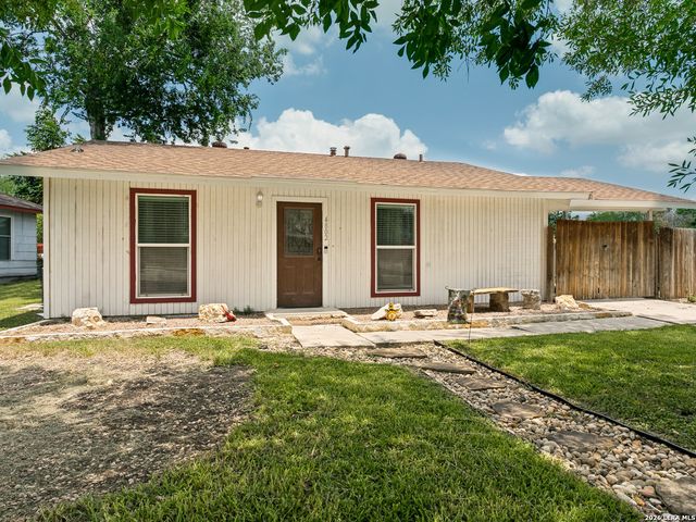 4802 Castle Guard, San Antonio, TX 78218