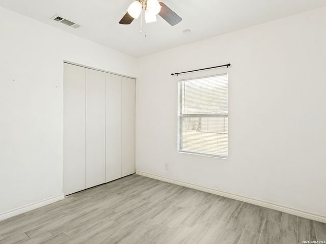 4802 Castle Guard, San Antonio, TX 78218