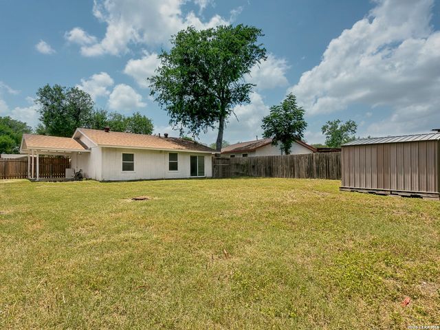 4802 Castle Guard, San Antonio, TX 78218