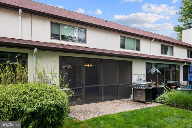 54-D QUEEN CAROLINE CT, Chester, MD 21619