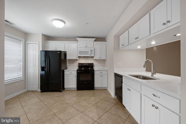 54-D QUEEN CAROLINE CT, Chester, MD 21619