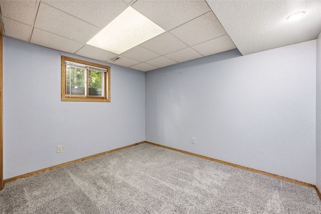 3812 Crestwood Drive NW, Cedar Rapids, IA 52405