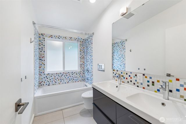 12456 SE 27th Street, Bellevue, WA 98005