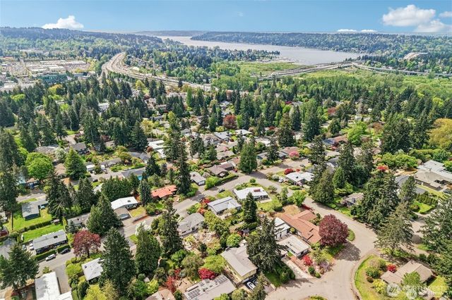 12456 SE 27th Street, Bellevue, WA 98005