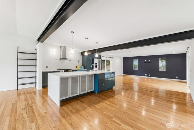 12456 SE 27th Street, Bellevue, WA 98005