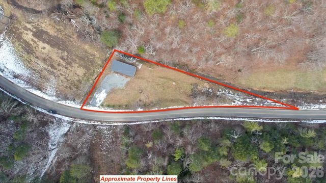 1115 Paint Rock Road, Hot Springs, NC 28743
