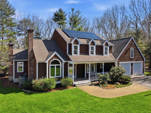 15 Grist Mill Ln, Pembroke, MA 02359