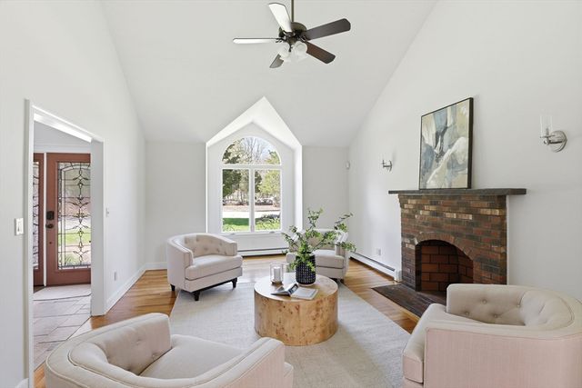 15 Grist Mill Ln, Pembroke, MA 02359