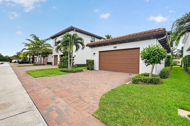 13279 Machiavelli Way, Palm Beach Gardens, FL 33418
