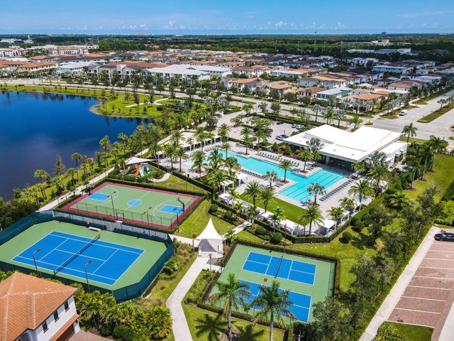 13279 Machiavelli Way, Palm Beach Gardens, FL 33418