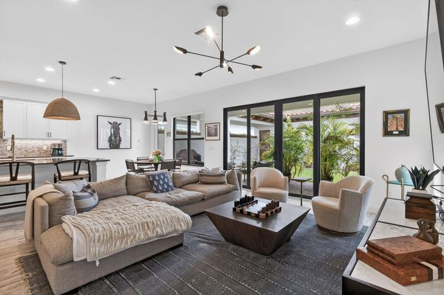 13279 Machiavelli Way, Palm Beach Gardens, FL 33418