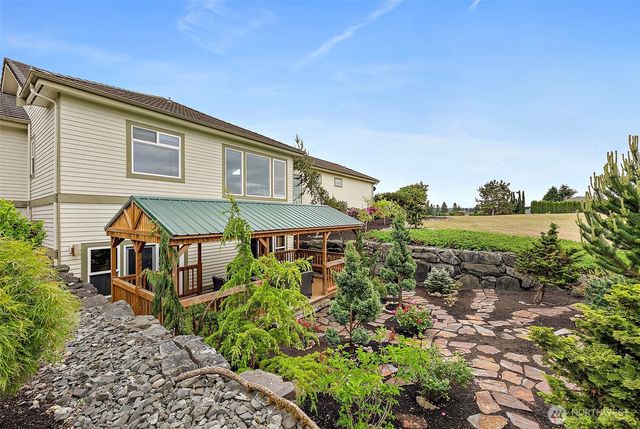 2315 262nd Street Ct E, Spanaway, WA 98387