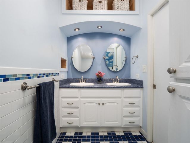 3311 NW 18TH AVENUE, Gainesville, FL 32605