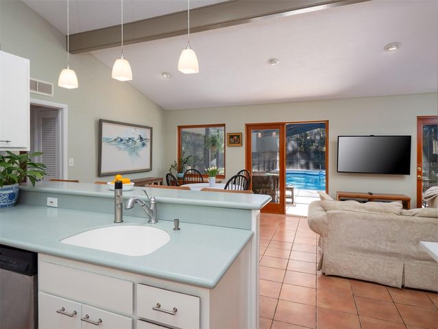 3311 NW 18TH AVENUE, Gainesville, FL 32605