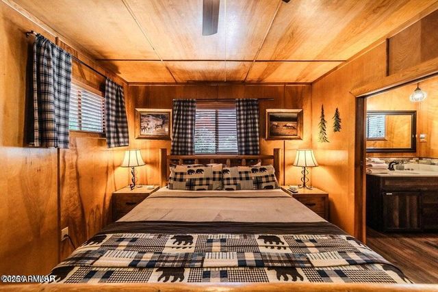 3396 NAVAJO Drive, Overgaard, AZ 85933