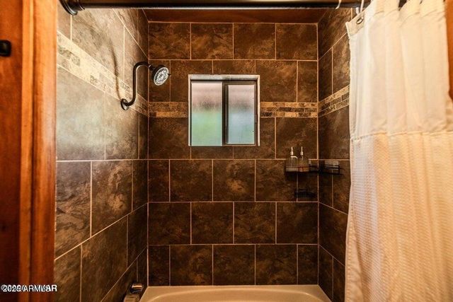 3396 NAVAJO Drive, Overgaard, AZ 85933