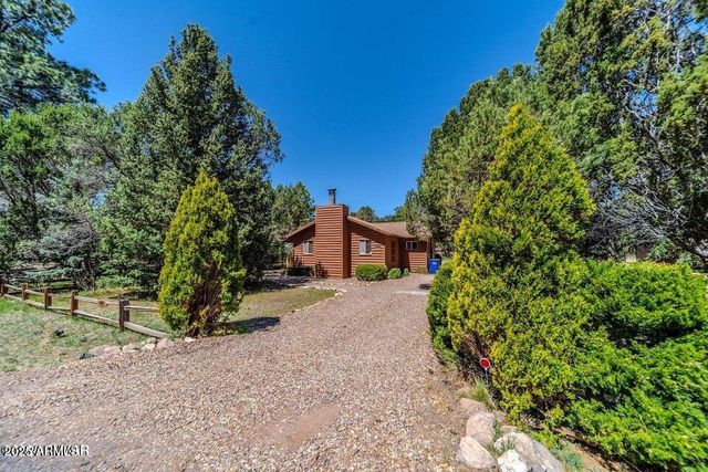 3396 NAVAJO Drive, Overgaard, AZ 85933