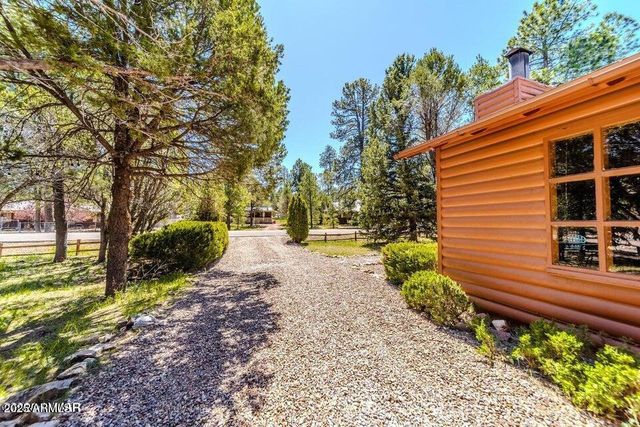 3396 NAVAJO Drive, Overgaard, AZ 85933