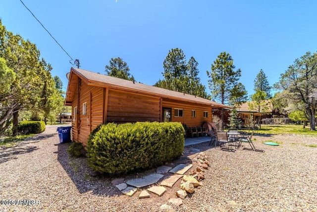 3396 NAVAJO Drive, Overgaard, AZ 85933