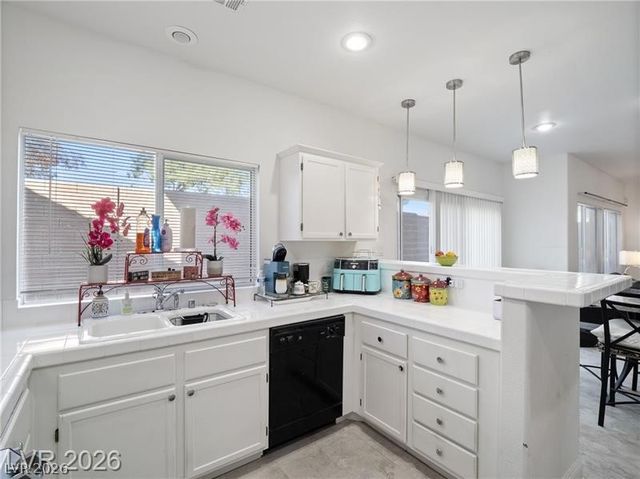 912 Appaloosa Hills Avenue, North Las Vegas, NV 89081